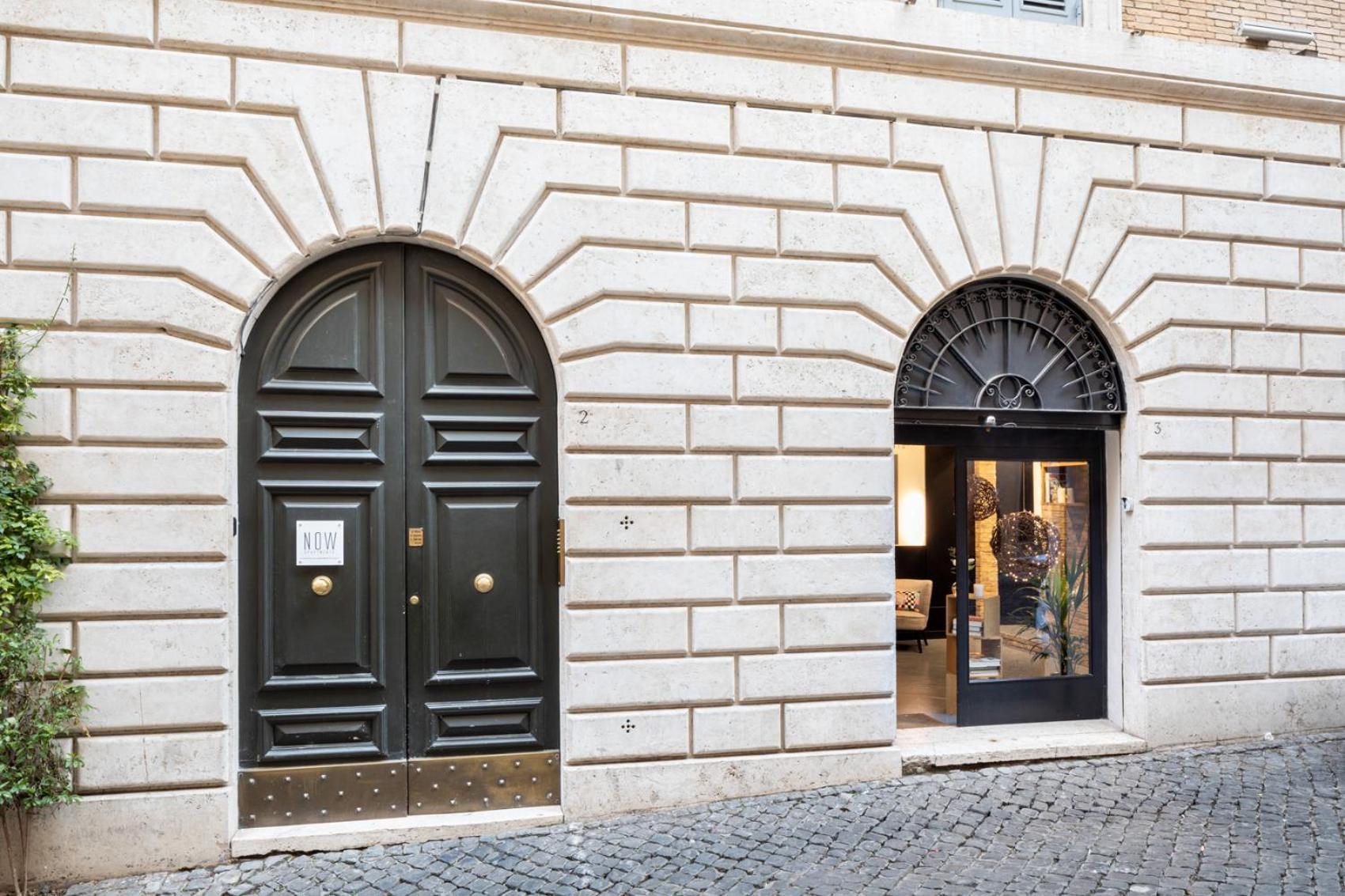 Now Apartments, Aparthotel In The Heart Of Rome Bagian luar foto